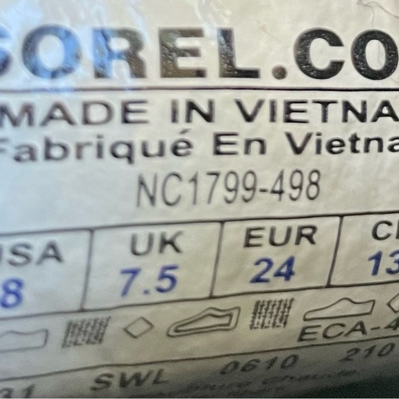 Sorel Snow Boot Size 8 - Picture 3 of 4